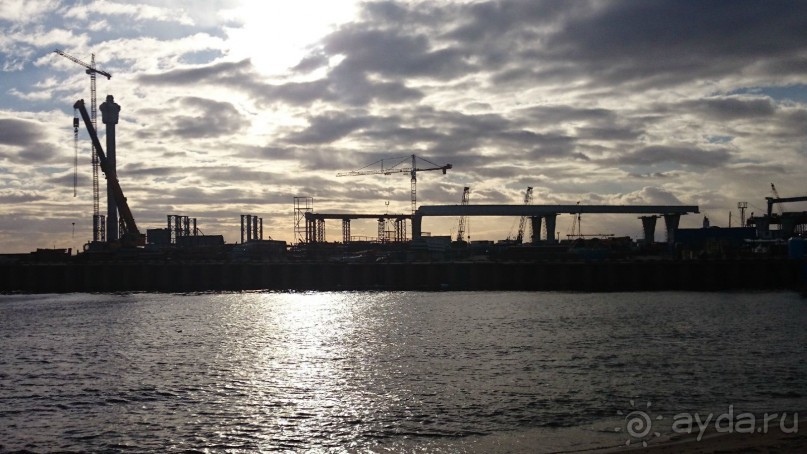 Крестовский остров в Санкт-Петербурге - отличное место для отдыха и прогулок круглый год.