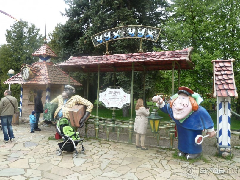 Крестовский остров в Санкт-Петербурге - отличное место для отдыха и прогулок круглый год.