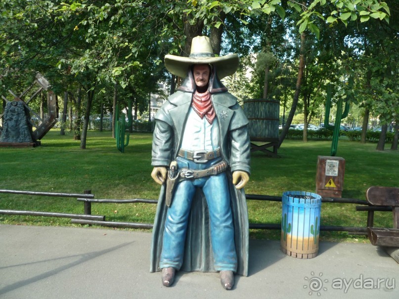 Крестовский остров в Санкт-Петербурге - отличное место для отдыха и прогулок круглый год.