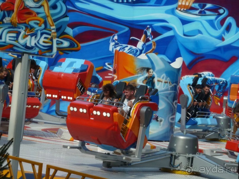 Крестовский остров в Санкт-Петербурге - отличное место для отдыха и прогулок круглый год.