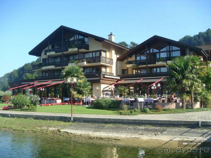 Отель на озере в Швейцарии - буржуйский отдых.