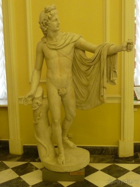 Непафосные дворцы Санкт-Петербурга.  Михайловский замок и Строгановский дворец.