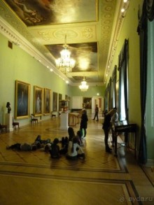 Непафосные дворцы Санкт-Петербурга.  Михайловский замок и Строгановский дворец.