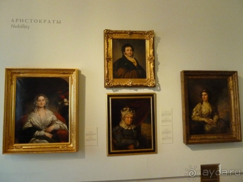 Непафосные дворцы Санкт-Петербурга.  Михайловский замок и Строгановский дворец.