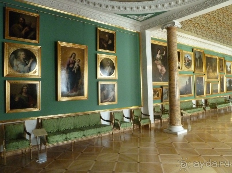 Непафосные дворцы Санкт-Петербурга.  Михайловский замок и Строгановский дворец.