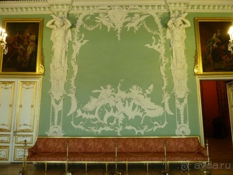 Непафосные дворцы Санкт-Петербурга.  Михайловский замок и Строгановский дворец.