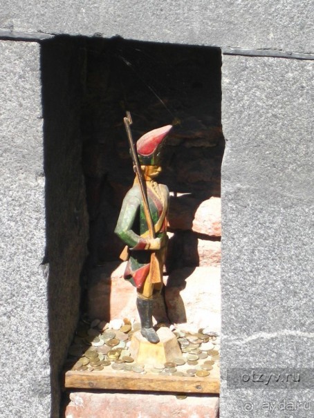 Непафосные дворцы Санкт-Петербурга.  Михайловский замок и Строгановский дворец.