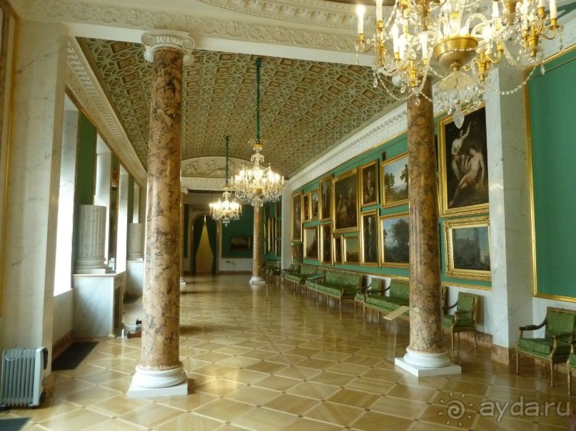 Непафосные дворцы Санкт-Петербурга.  Михайловский замок и Строгановский дворец.