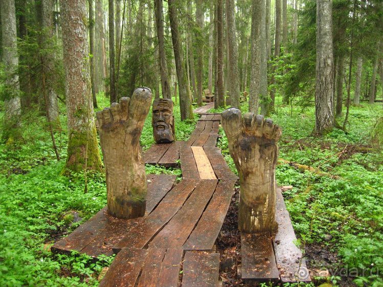 Мир Мюнхаузена - романтическая Латвия