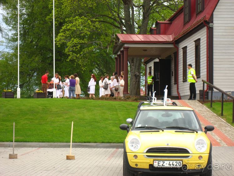 Мир Мюнхаузена - романтическая Латвия