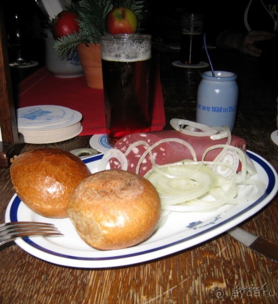 Дюссельдорфские витражи. Как правильно пить пиво.