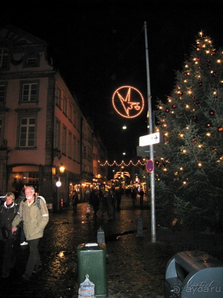 Дюссельдорфские витражи. Как правильно пить пиво.