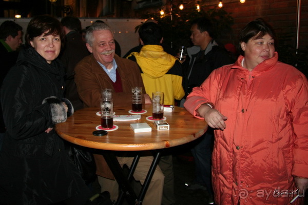 Дюссельдорфские витражи. Как правильно пить пиво.