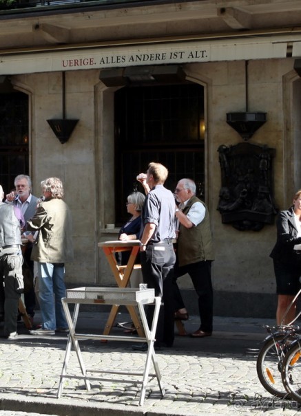 Дюссельдорфские витражи. Как правильно пить пиво.