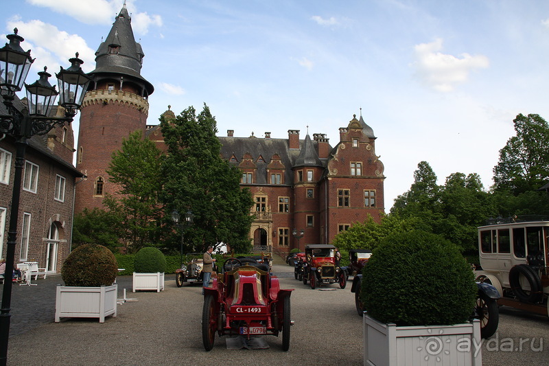 Замок (гостиница) Крикенбек и озёра