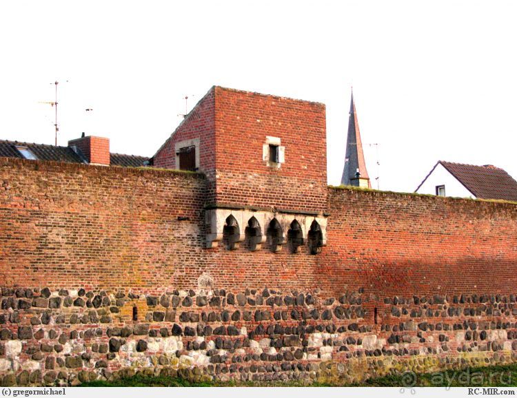 ЦОНС - крепость-таможня