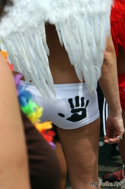 KЁЛЬНСКАЯ МОЗАИКА / Гей-парад в Кельне, или "Шестое время года"