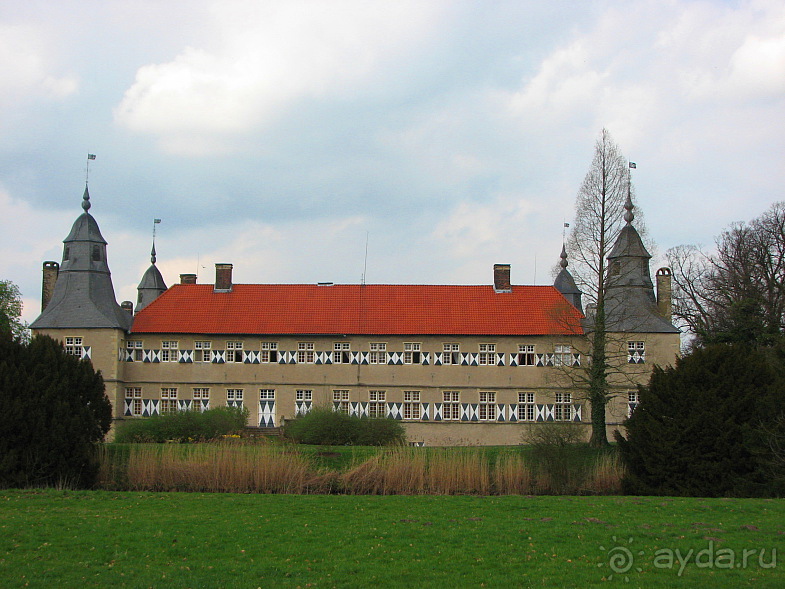 Westerwinkel - обычный водный дворец