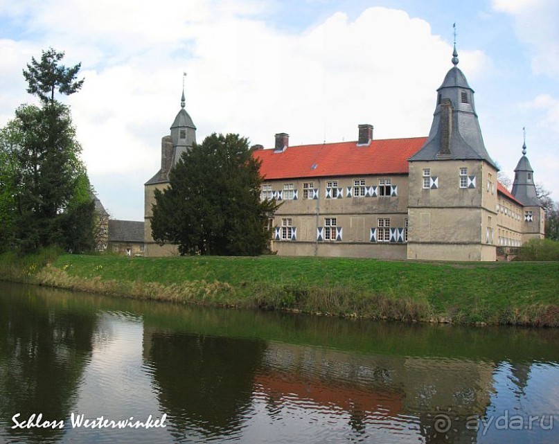 Westerwinkel - обычный водный дворец
