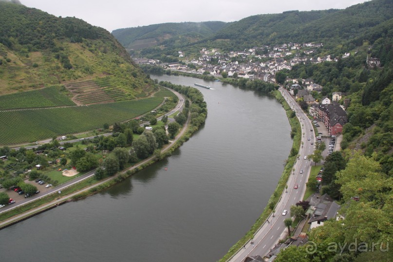 Имперский замок(REICHSBURG) в Кохеме на Мозеле