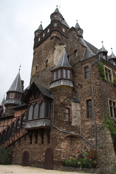 Имперский замок(REICHSBURG) в Кохеме на Мозеле