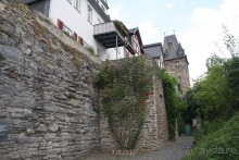 БАХАРАХ, бедный Вернер и золото дьявола.