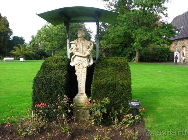 Водный замок ЛЕМБЕК или пару слов о немецкой экономии.