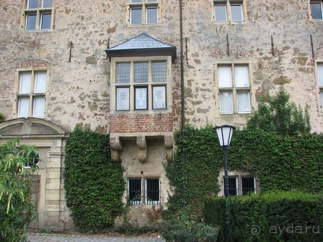 Водный замок ЛЕМБЕК или пару слов о немецкой экономии.