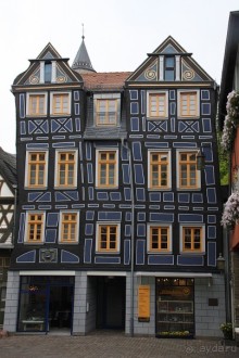 ИДШТАЙН драгоценный камень в короне ТАУНУСа