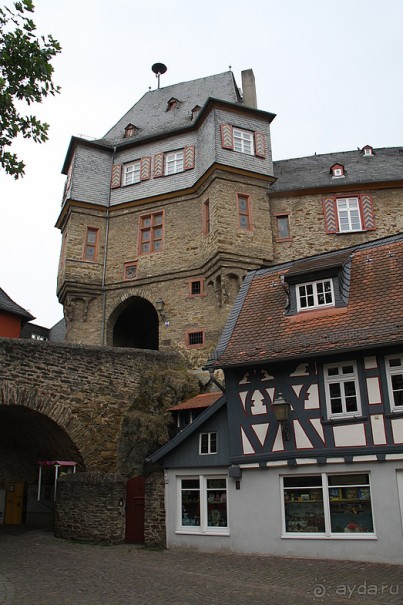 ИДШТАЙН драгоценный камень в короне ТАУНУСа