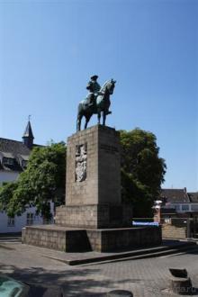 Клеве это клёво + Замок Мойланд