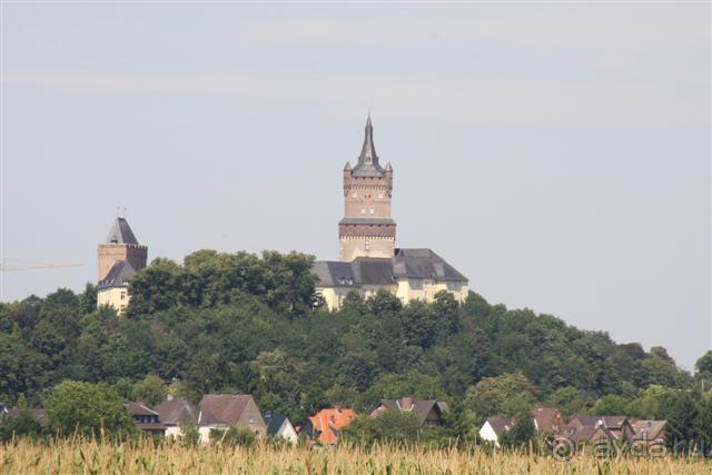 Клеве это клёво + Замок Мойланд