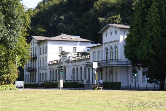 Клеве это клёво + Замок Мойланд