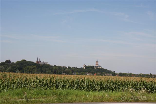 Клеве это клёво + Замок Мойланд