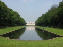 Дюссельдорфские витражи. Розовый замок