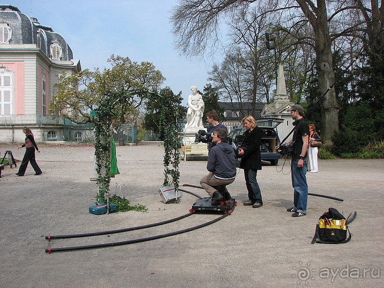 Дюссельдорфские витражи. Розовый замок