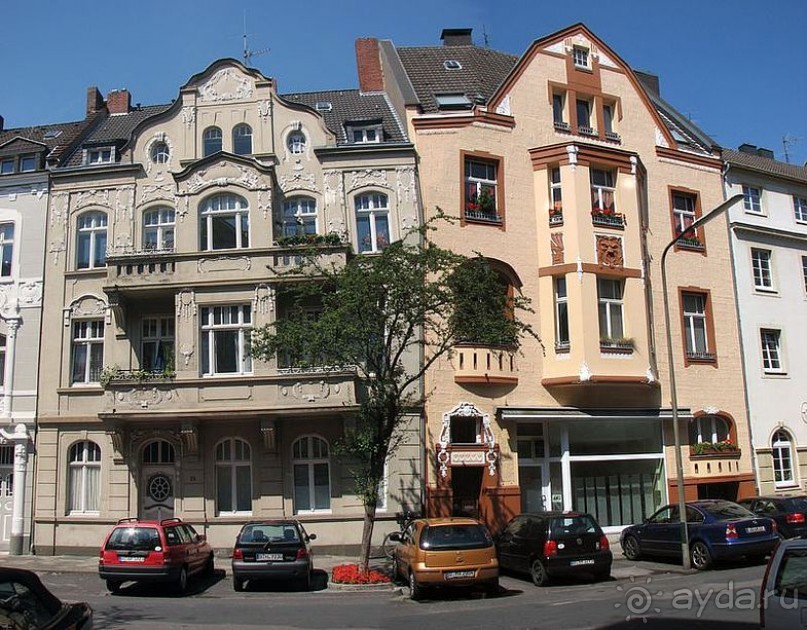 Дюссельдорфские витражи. Розовый замок