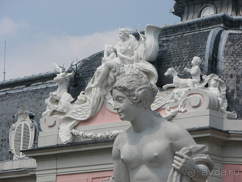 Дюссельдорфские витражи. Розовый замок