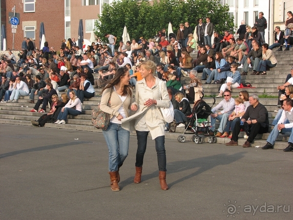 Дюссельдорфские витражи. Набережная Рейна