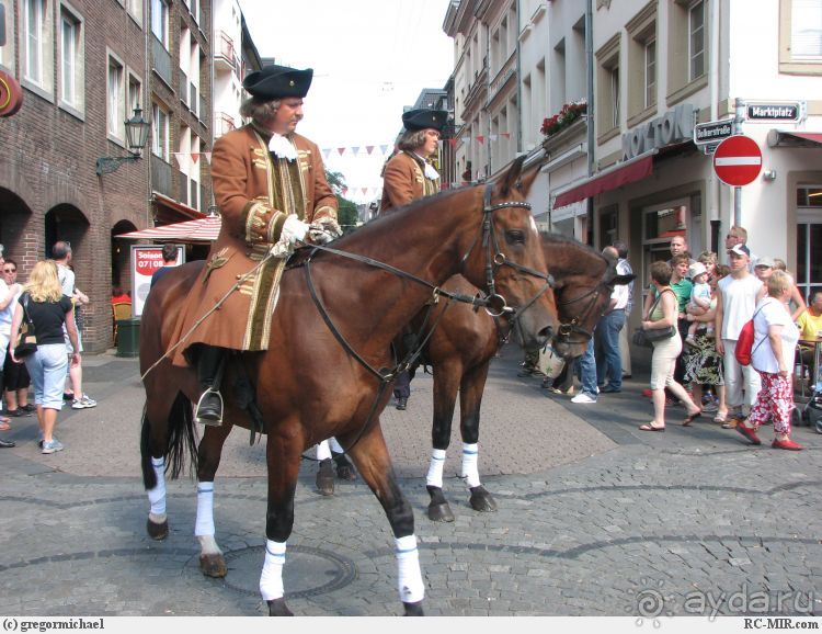 Дюссельдорфские витражи. Набережная Рейна