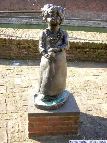 Дюссельдорфские витражи. Набережная Рейна