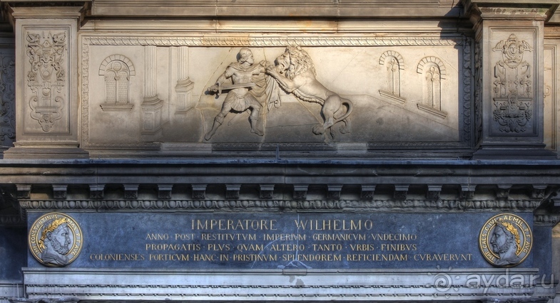 КЁЛЬНСКАЯ МОЗАИКА / РАТХАУС