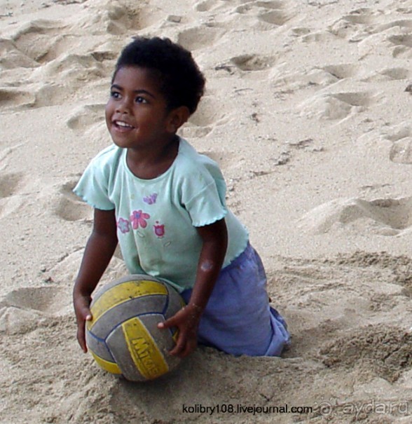 Поспели булки в саду у дяди Вани (остров Вайя, Фиджи)