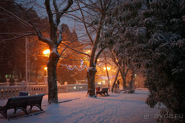 Мело, мело по всей земле...