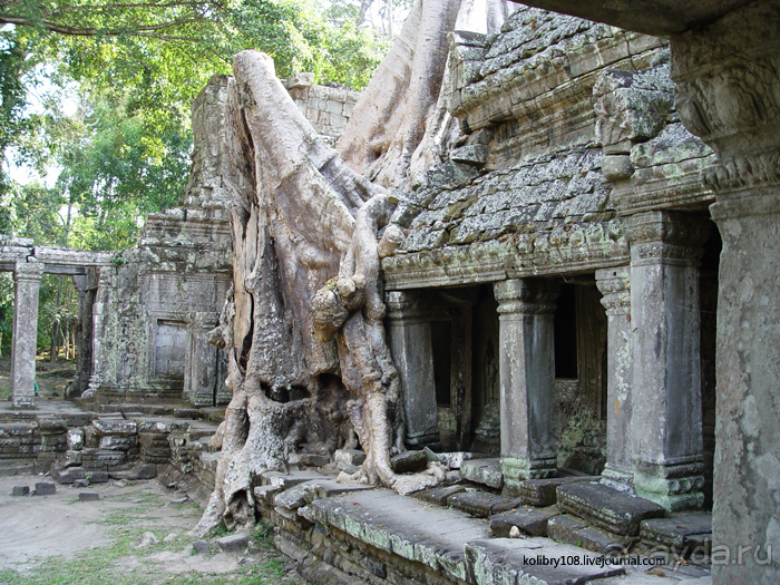 Долина тысячи лингамов и озеро Тонле Сап (Камбоджа).