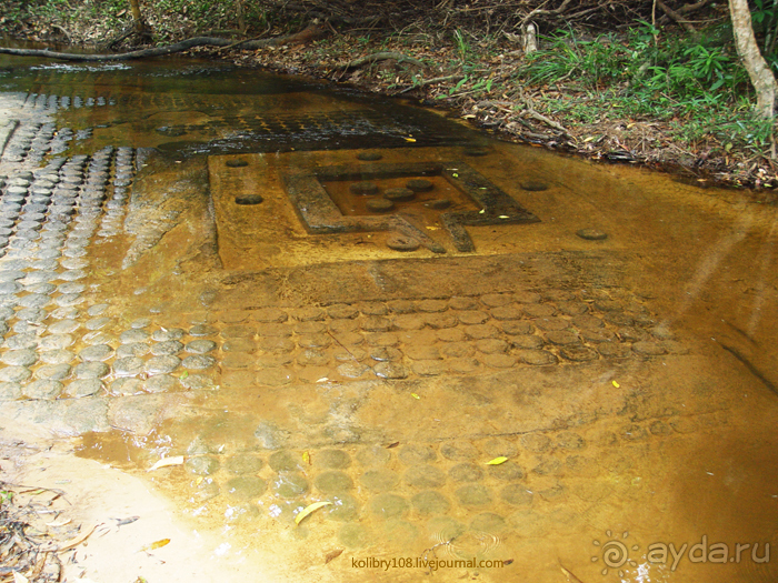 Долина тысячи лингамов и озеро Тонле Сап (Камбоджа).
