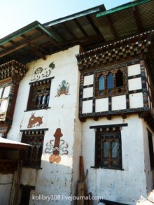 Бутан - страна глазастых фаллосов (часть первая).