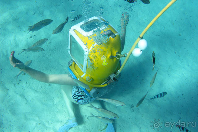 "Аквасафари" на острове Бора-Бора.
