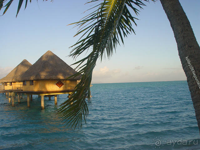 "Аквасафари" на острове Бора-Бора.