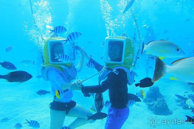 "Аквасафари" на острове Бора-Бора.